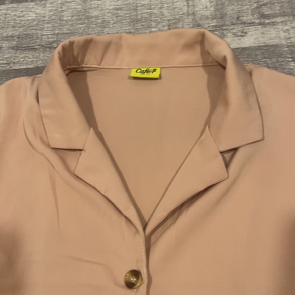 Blouse - Picture 2 of 3